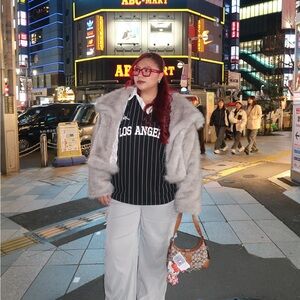 Meet your Posher, Alexandria